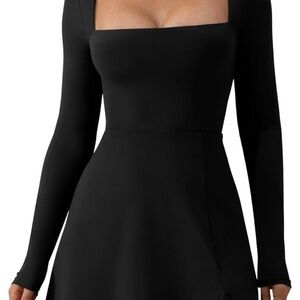 Amazon Classic Black Long Sleeve Dress